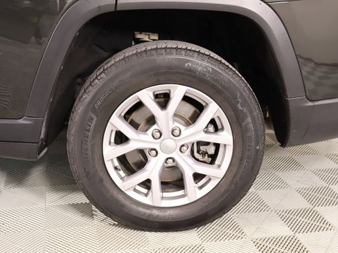 Used 2022 Jeep Grand Cherokee L Limited RWD image 20