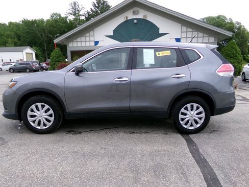 Used 2015 Nissan Rogue S AWD/4WD image 7