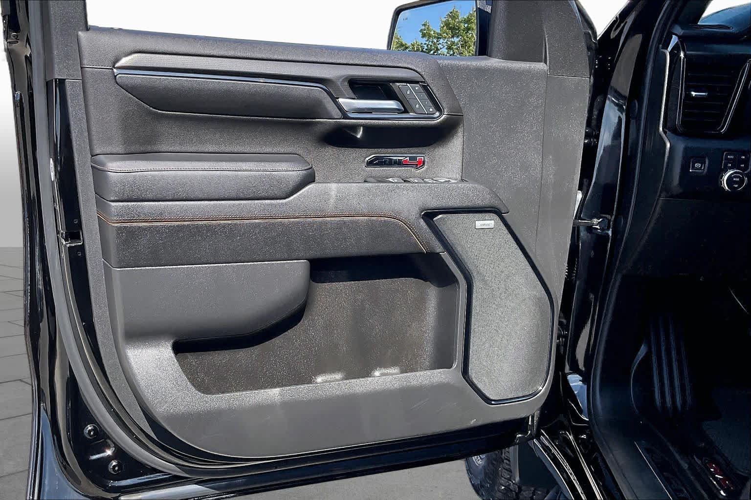 Used 2023 GMC Sierra 1500 AT4 w/ AT4 Premium Package AWD/4WD image 22