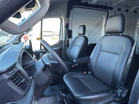 New 2026 Ford Transit 250 148 Medium Roof image 14
