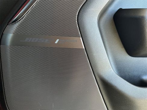 Certified 2024 GMC Yukon Denali Ultimate image 41