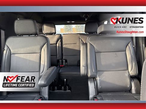 Used 2023 GMC Yukon XL Denali image 36