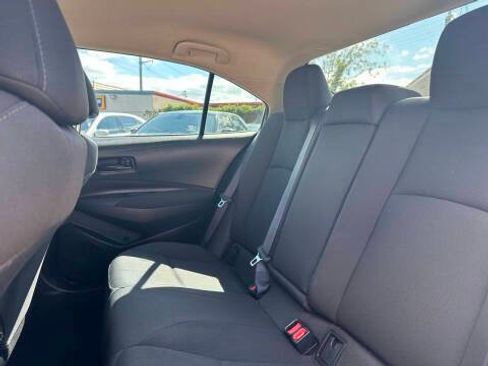 Used 2022 Toyota Corolla LE FWD image 13