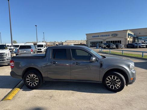 Used 2022 Ford Maverick Lariat w/ Lariat Luxury Package image 17