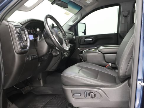Used 2023 Chevrolet Silverado 2500 LTZ w/ Gooseneck/5TH Wheel Package AWD/4WD image 7
