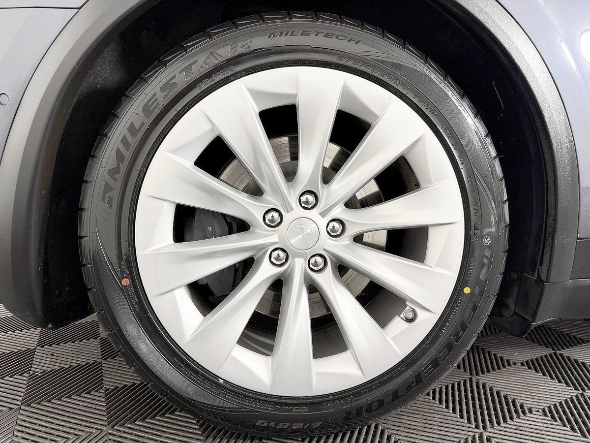 Used 2018 Tesla Model X 75D AWD/4WD image 27