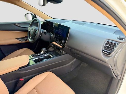 Used 2023 Lexus NX 350 AWD w/ Luxury Package image 14