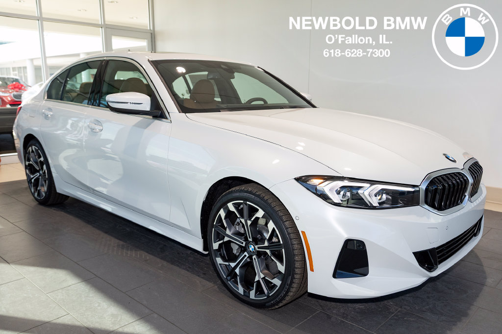 Used 2026 BMW 330i xDrive Sedan w/ Convenience Package AWD/4WD image 1