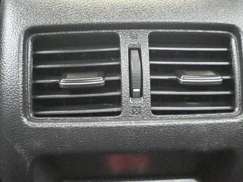 Used 2023 Nissan Altima 2.5 SL FWD image 15