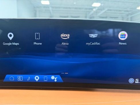 Used 2025 Cadillac XT4 Sport AWD/4WD image 37