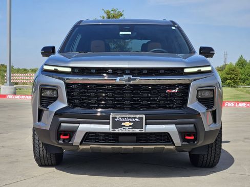 New 2027 Chevrolet Traverse Z71 w/ Driver Confidence Package AWD/4WD image 6