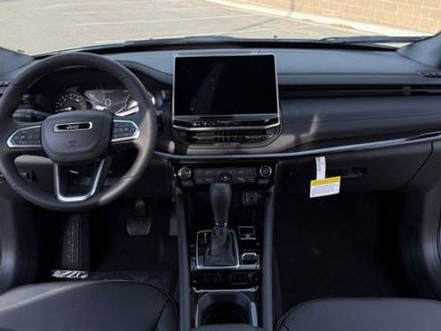 New 2026 Jeep Compass Limited image 27