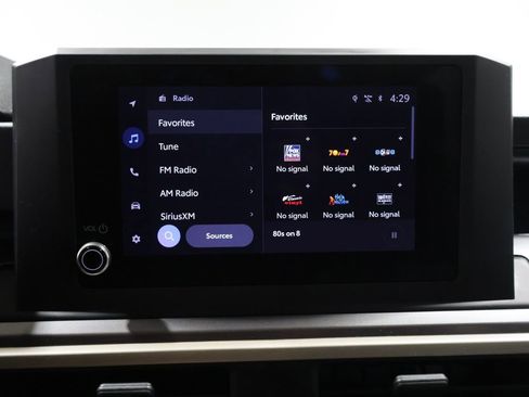 Used 2024 Toyota Tacoma TRD Off-Road image 28