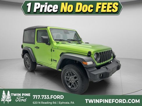 Used 2026 Jeep Wrangler Sport AWD/4WD image 1