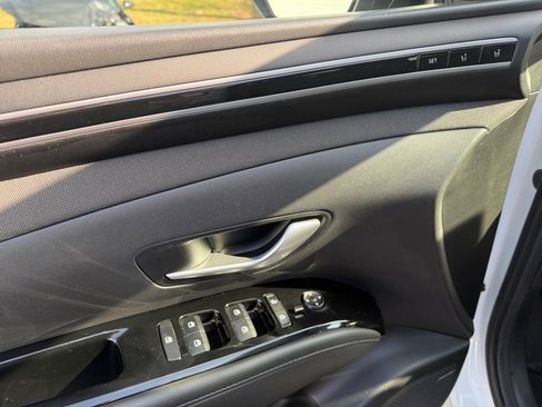 Used 2022 Hyundai Tucson Limited image 35