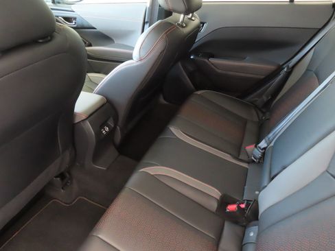 Used 2025 Subaru Crosstrek 2.5i Limited w/ Crosstrek Mirror Package image 24