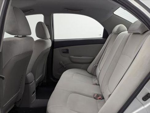 Used 2009 Kia Spectra LX FWD image 16