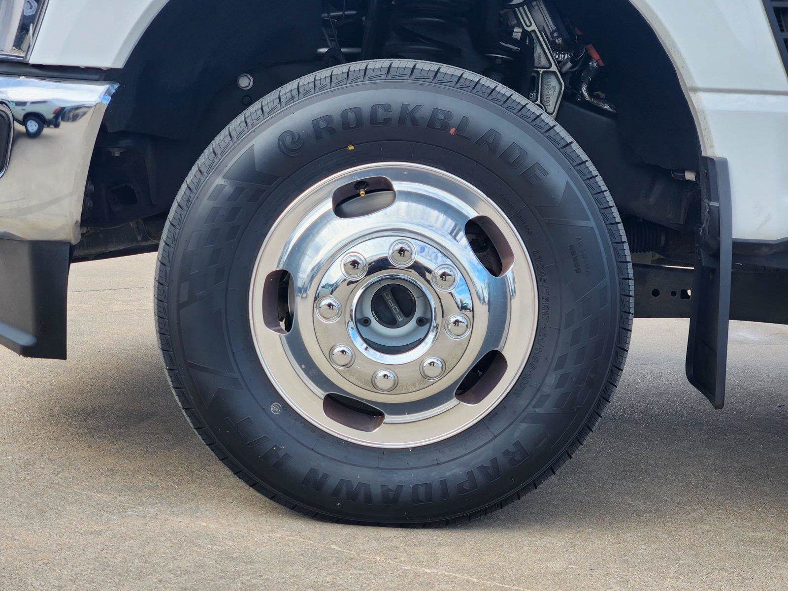 Used 2026 Ford F350 King Ranch w/ Chrome Package AWD/4WD image 7