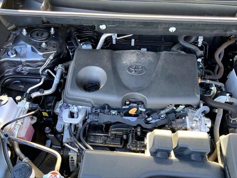 Used 2024 Toyota RAV4 XLE Premium image 32