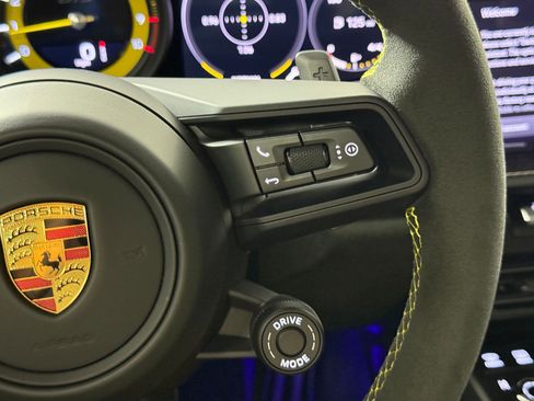 Used 2022 Porsche 911 GT3 image 17