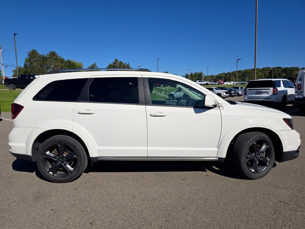 Used 2020 Dodge Journey Crossroad FWD image 16