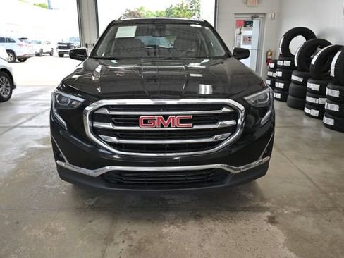 Used 2018 GMC Terrain SLT w/ Preferred Package AWD/4WD image 2