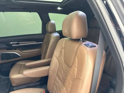 Used 2021 Kia Telluride SX w/ SX Prestige Package AWD/4WD image 19