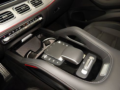 Used 2024 Mercedes-Benz GLE 63 AMG S image 36