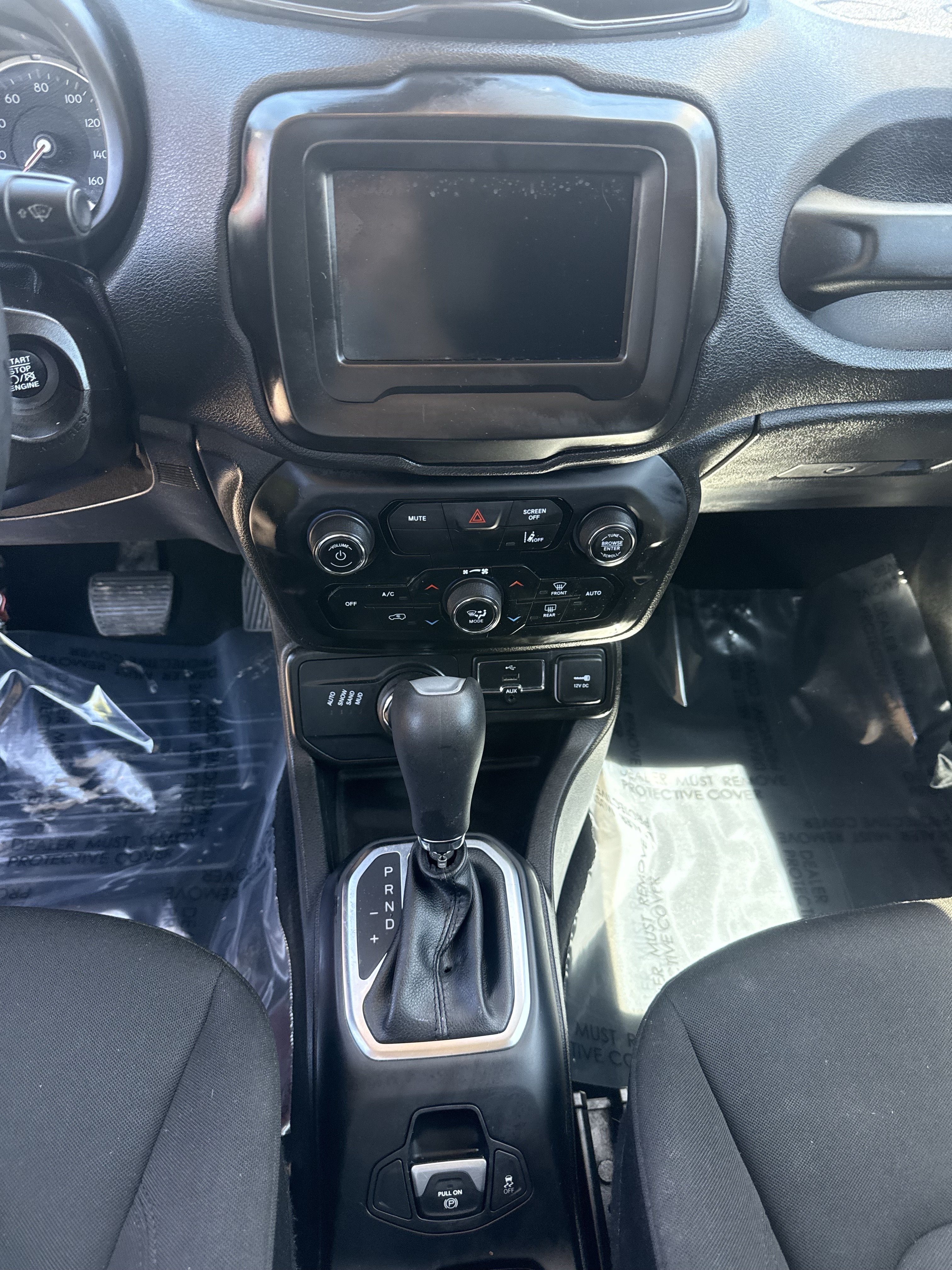 Used 2021 Jeep Renegade Latitude AWD/4WD image 13