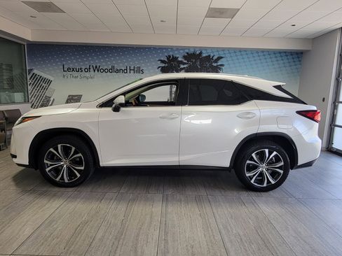 Used 2017 Lexus RX 350 350 w/ Premium Package image 2