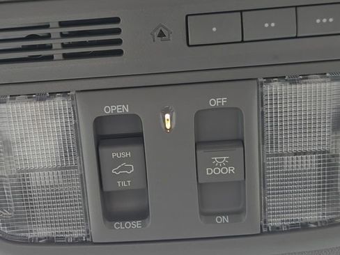 Used 2021 Honda CR-V EX-L image 25