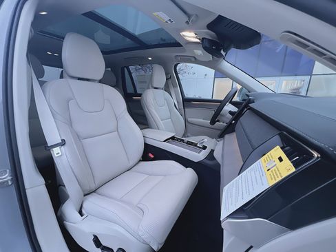 New 2026 Volvo XC90 T8 Ultra w/ Protection Package Premier image 28
