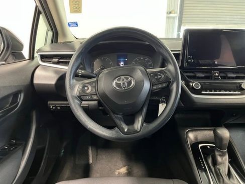Used 2024 Toyota Corolla LE FWD image 21