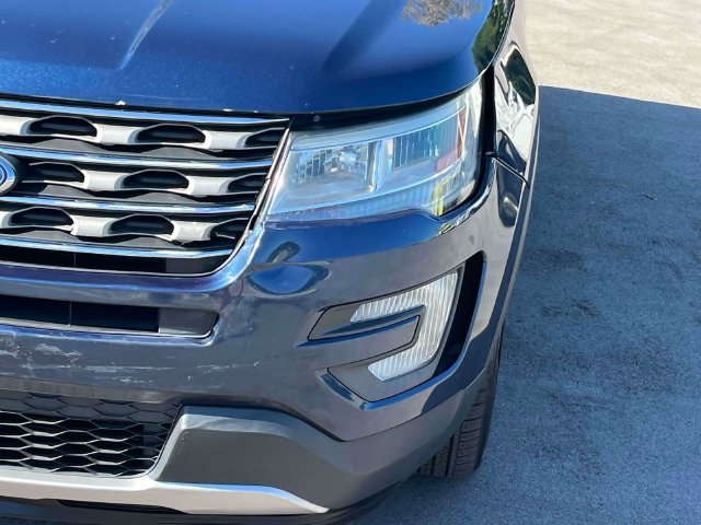 Used 2016 Ford Explorer XLT AWD/4WD image 9