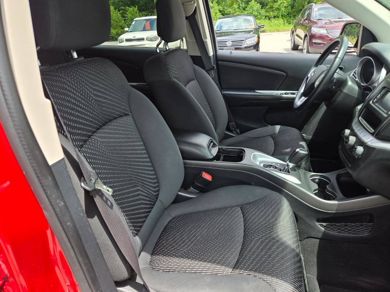 Used 2018 Dodge Journey SXT w/ Connectivity Group FWD image 23