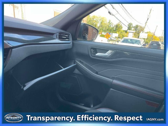 Used 2023 Ford Escape ST-Line AWD/4WD image 33