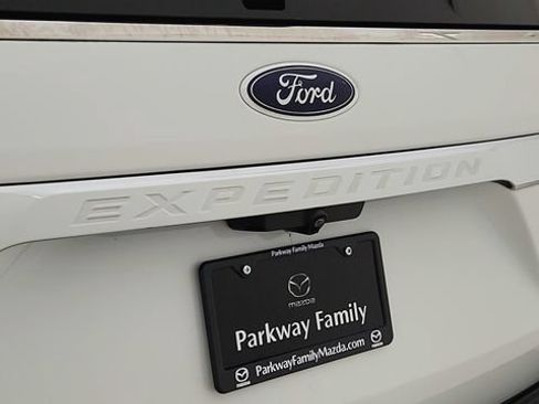 Used 2019 Ford Expedition XLT w/ Equipment Group 201A RWD image 30