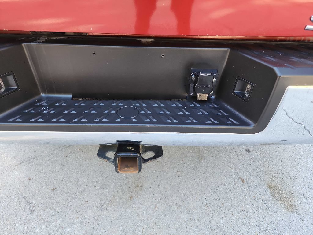 Used 2019 Nissan Titan SV AWD/4WD image 7