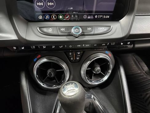Used 2020 Chevrolet Camaro LT w/ 1LE Track Performance Package RWD image 18
