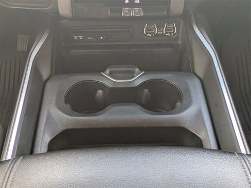 Used 2019 RAM 1500 Big Horn image 18