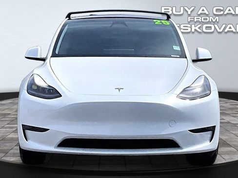 Used 2025 Tesla Model Y Performance AWD/4WD image 3