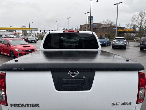 Used 2007 Nissan Frontier SE w/ SE Value Truck Pkg image 7