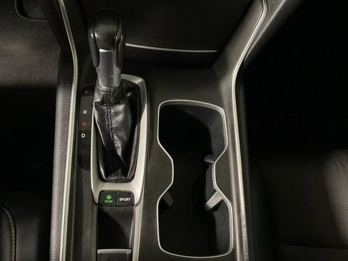 Used 2018 Honda Accord Sport image 27