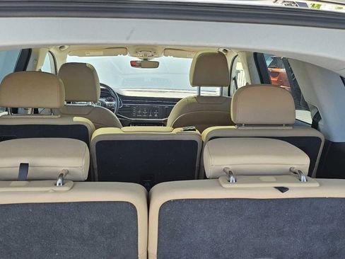 Used 2020 Audi Q7 3.0T Premium Plus AWD/4WD image 16