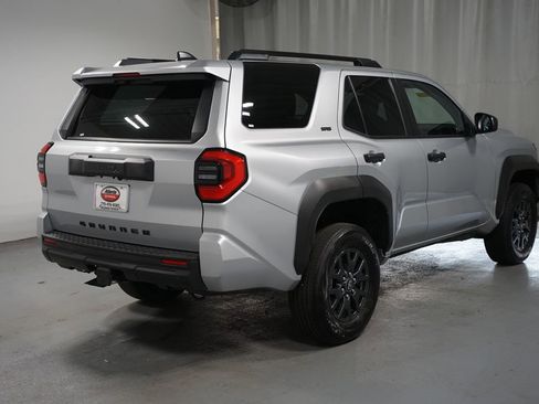Certified 2025 Toyota 4Runner SR5 image 8