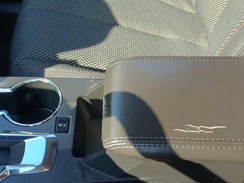 Used 2017 Chevrolet Equinox LT FWD image 12