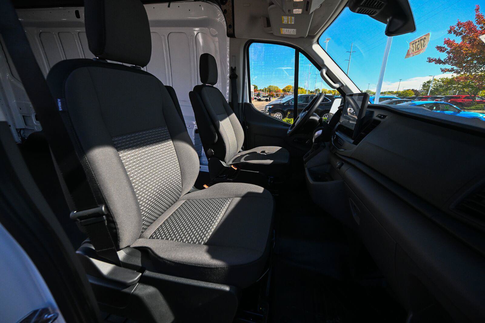 New 2027 Ford Transit 250 148 Medium Roof RWD image 21