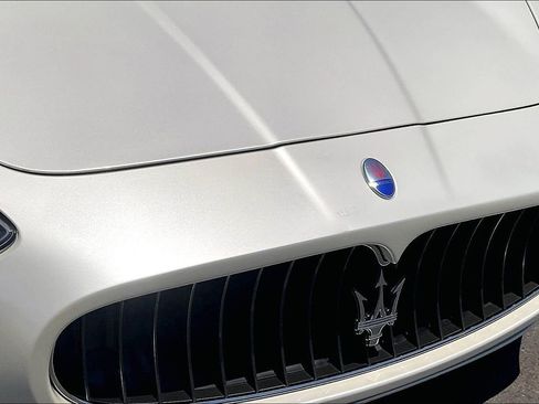 Used 2009 Maserati GranTurismo Coupe RWD image 10