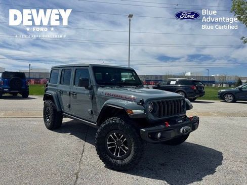 Used 2025 Jeep Wrangler Unlimited Rubicon AWD/4WD image 1