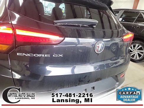 Used 2021 Buick Encore GX Essence FWD image 27
